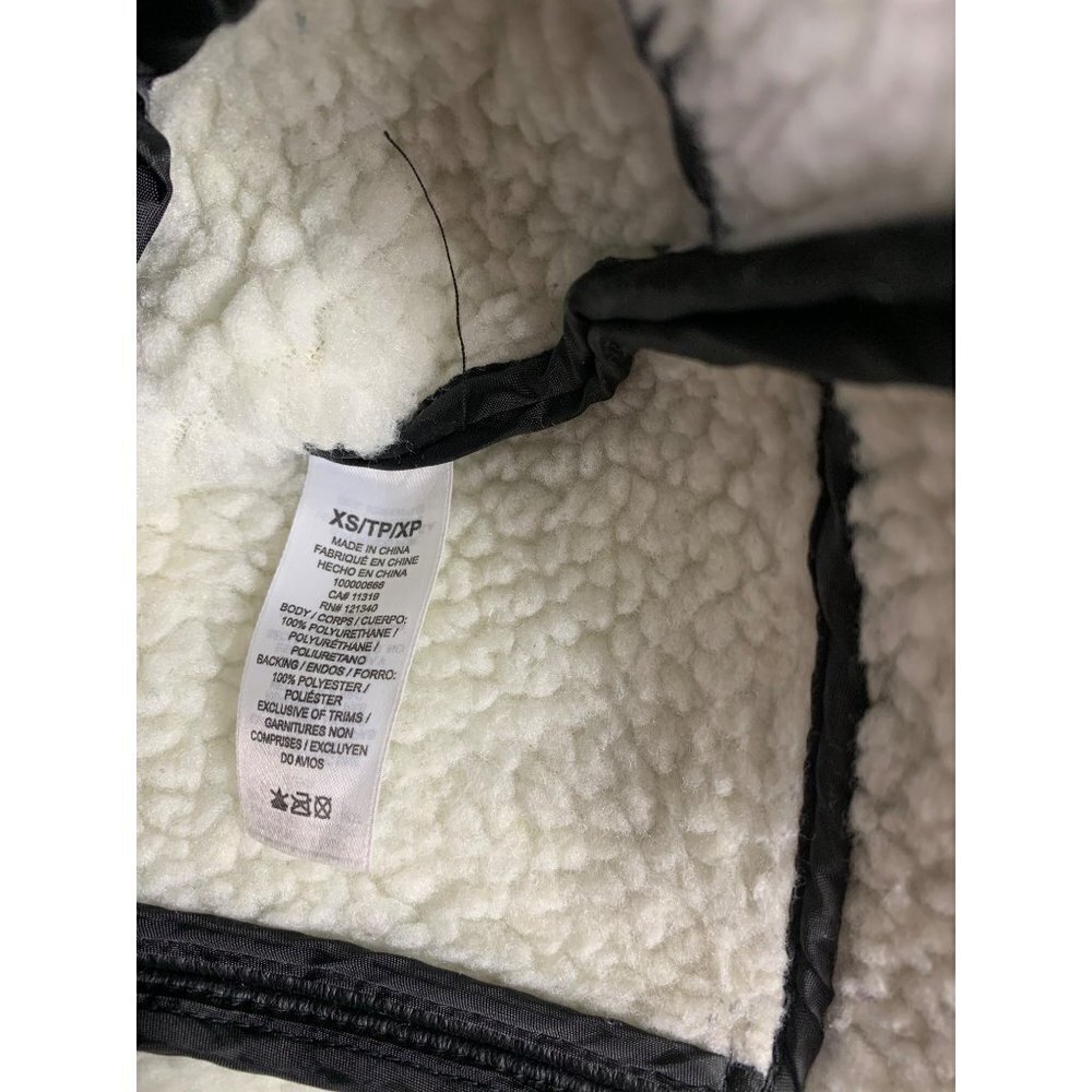Dynamite Women's Warm Fuzzy Jacket - Picture 9 of 9
